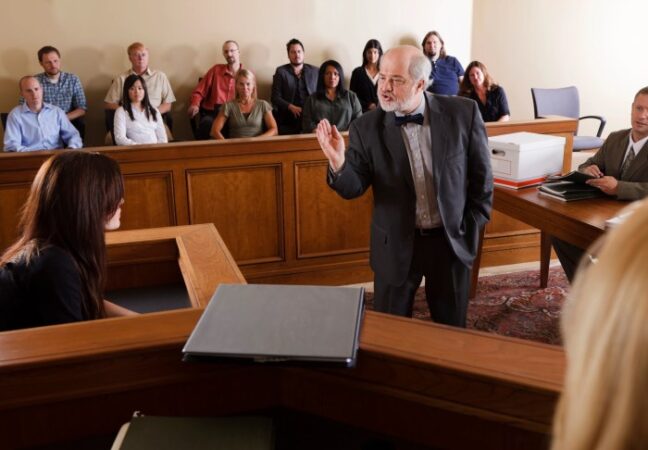 Criminal defence lawyer definition