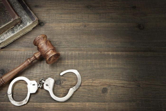 How much does a lawyer cost for criminal defense