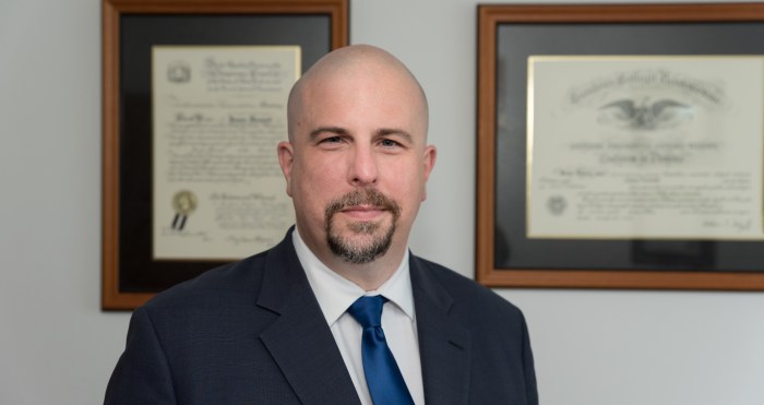 Criminal defense lawyer suffolk county