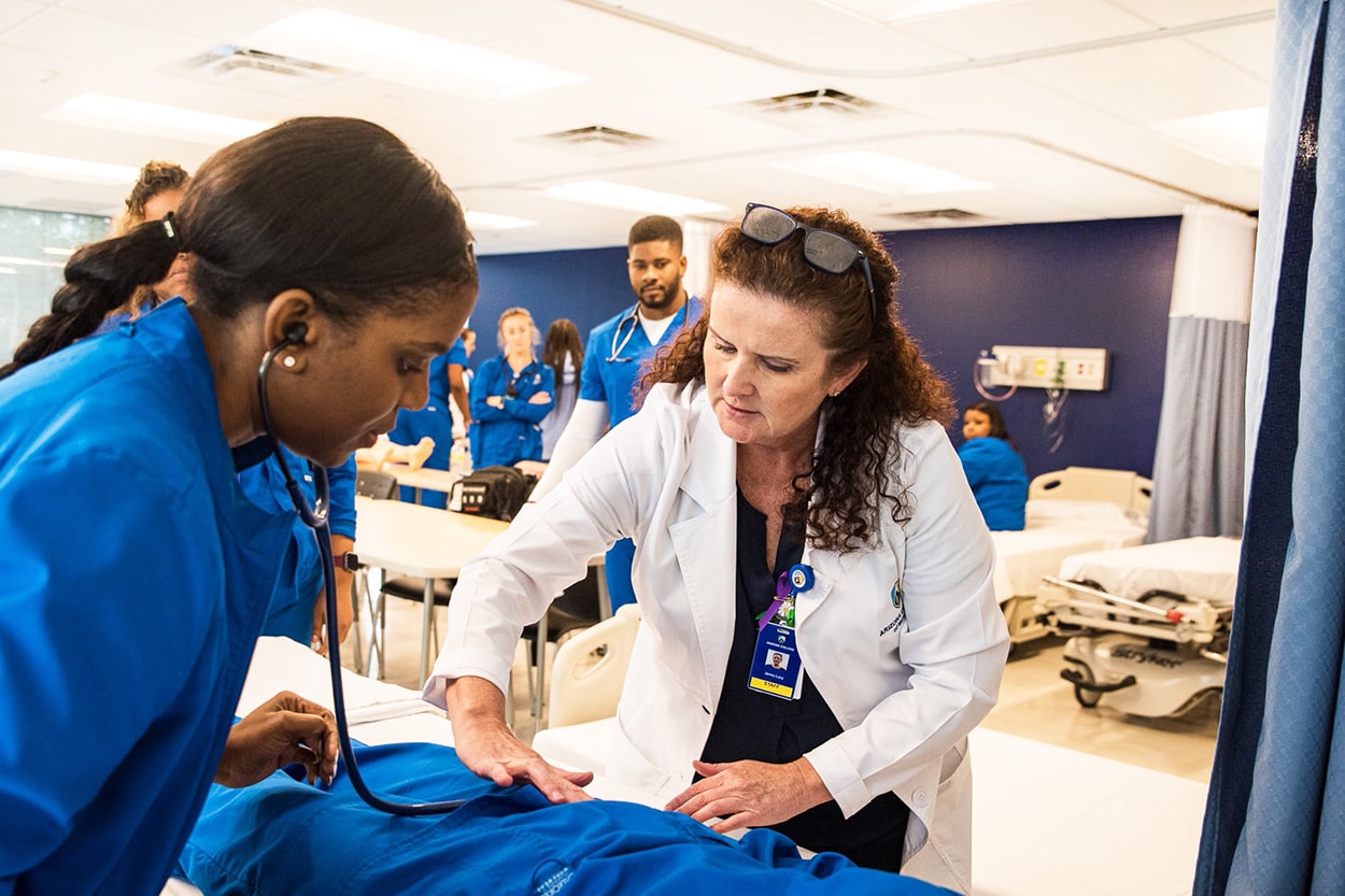 Nursing programs that accept transfer credits